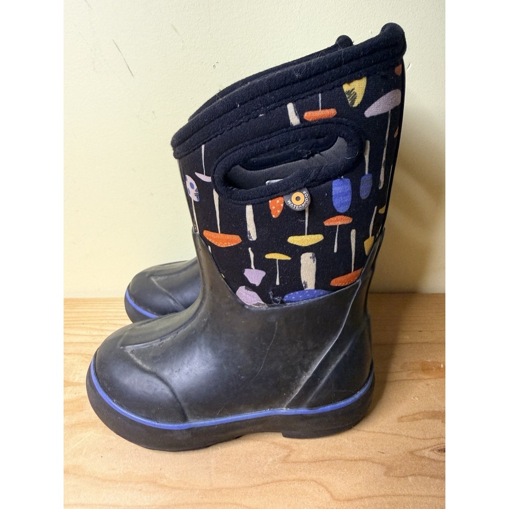 Bogs Classic 2 Boots Waterproof Black with Mushrooms Little Kids Toddler size 9